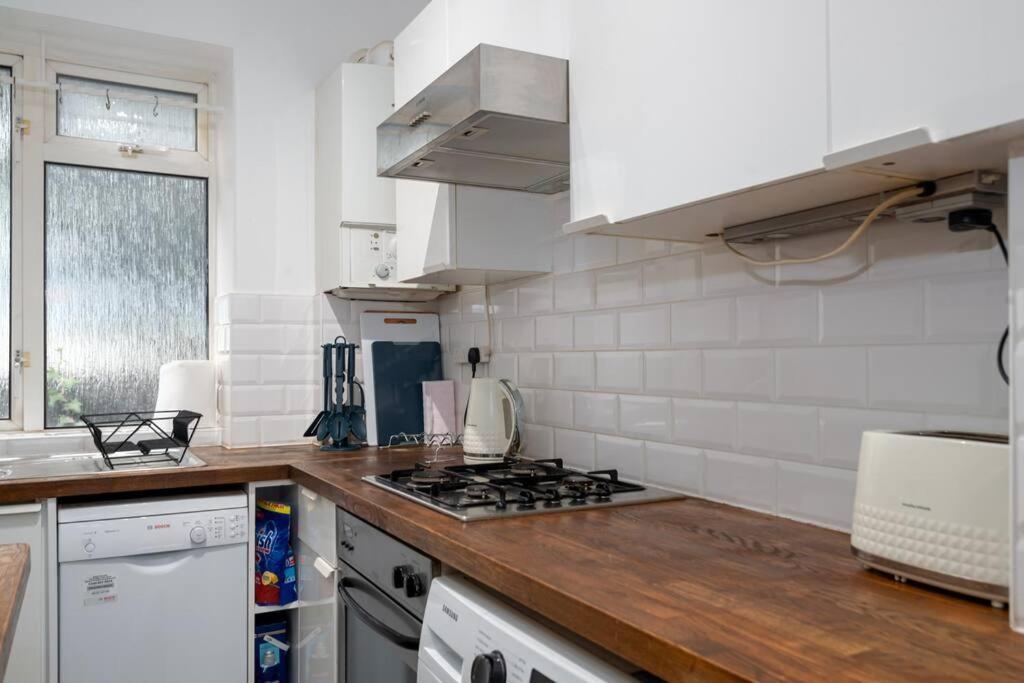 Apartament Stylish And Well Equipped Flat In Stockwell Londyn Zewnętrze zdjęcie