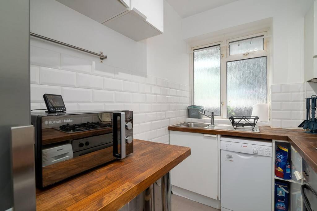 Apartament Stylish And Well Equipped Flat In Stockwell Londyn Zewnętrze zdjęcie